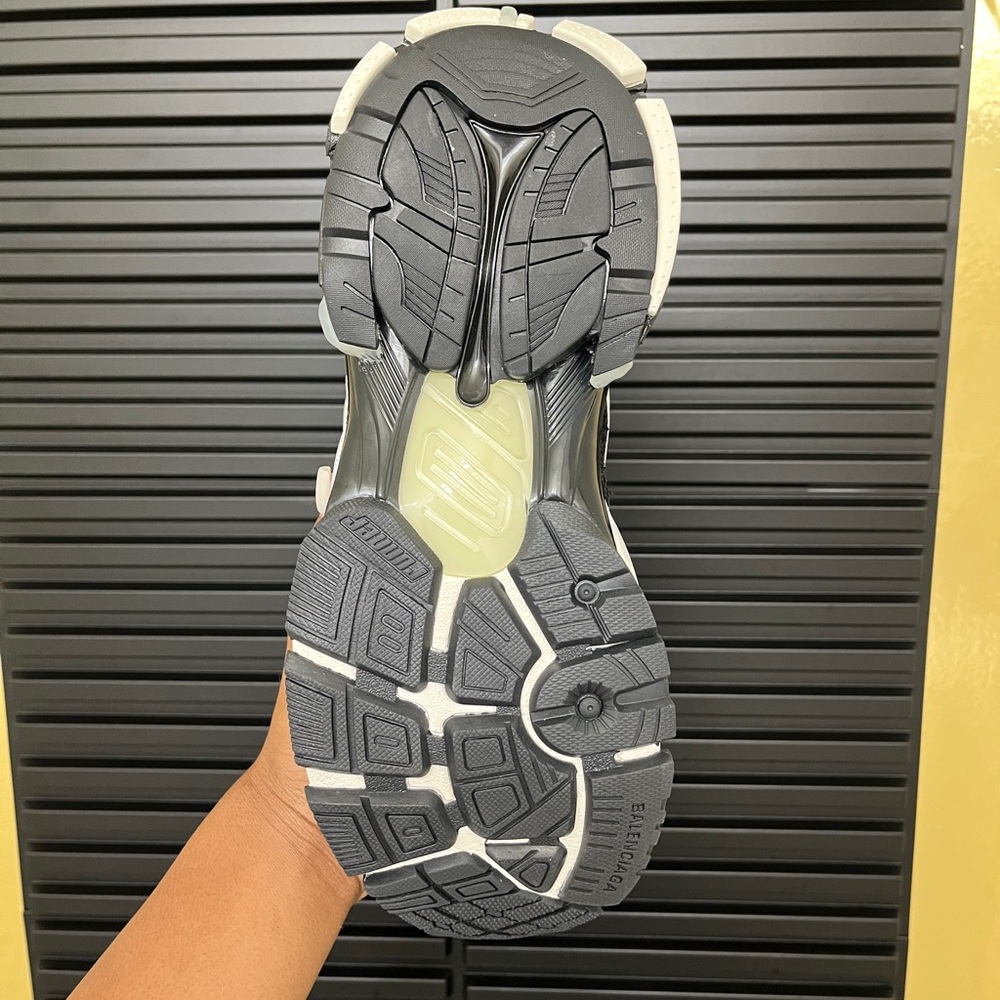 BALENCIAGA RUNNERS - Picture 5 of 6